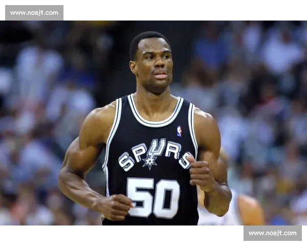 从争议状元到冠军教头：丹尼・曼宁的篮球双面人生