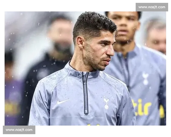 罗马诺独家:热刺觊觎阿根廷中场新星,球员阵营竟毫不知情 罗马诺独家:热刺觊觎阿根廷中场新星,球员阵营竟毫不知情