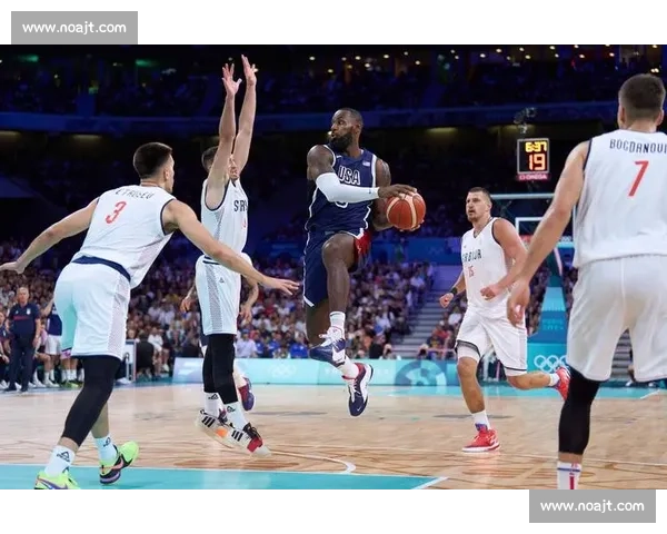 梦八基德自谦 “递毛巾小弟” 詹皇急叫停：你从没输过！