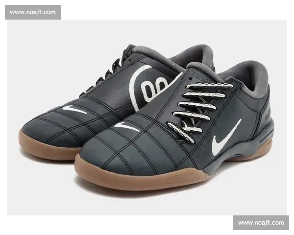 耐克发布切尔西 2025-26 赛季黑银第三客场球衣:复古徽章与 Total 90 科技碰撞,8 月正式登场 耐克发布切尔西 2025-26 赛季黑银第三客场球衣:复古徽章与 Total 90 科技碰撞,8 月正式登场